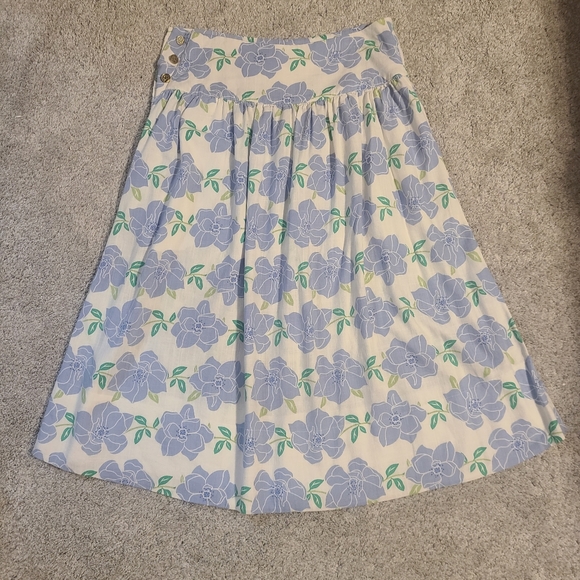 Draper James Dresses & Skirts - Draper James RSVP Size Small Midi Skirt Floral